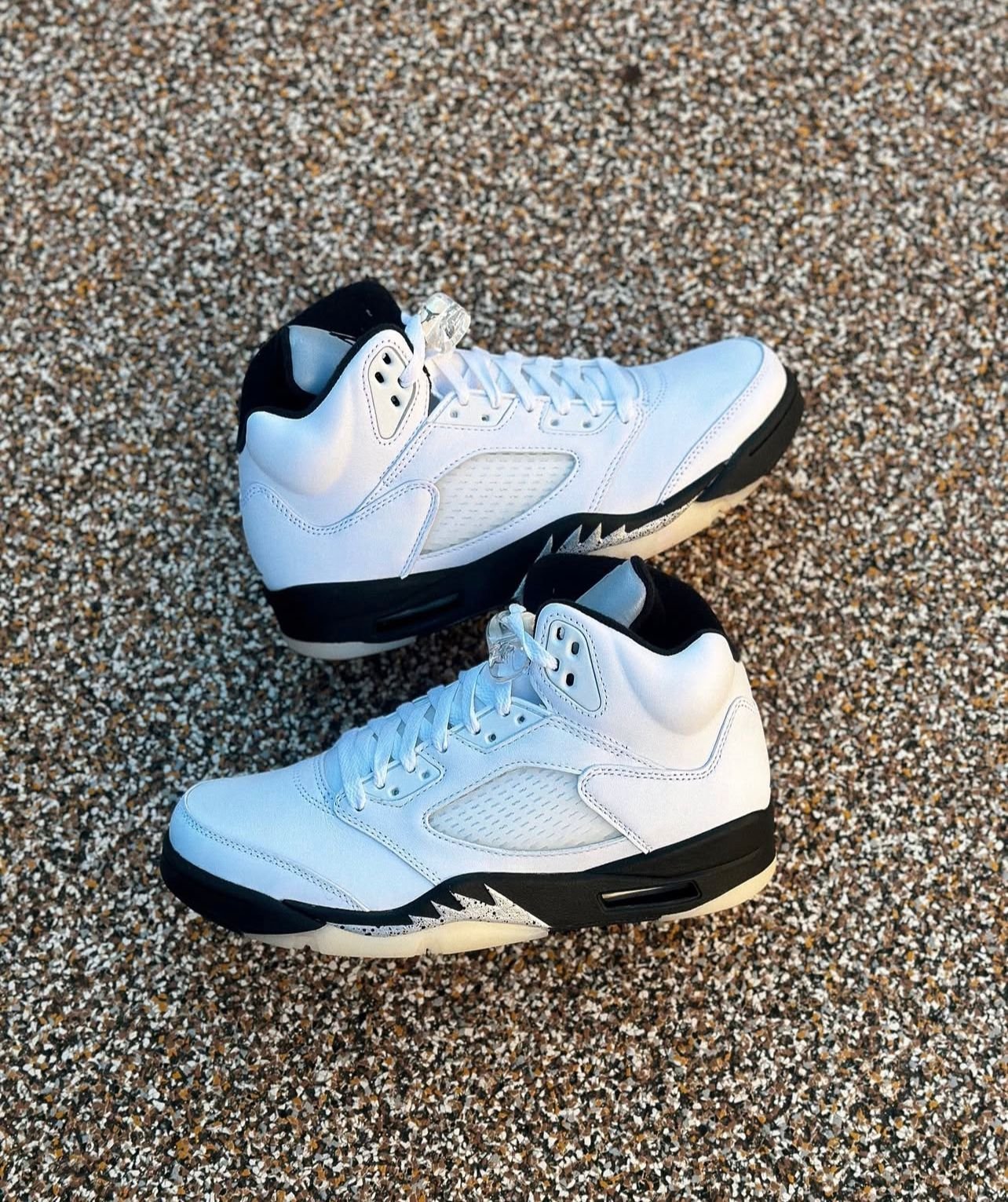 Jordan 5 Reverse Metallic Silver π€π€ (1st Time In INDIA - Image 6