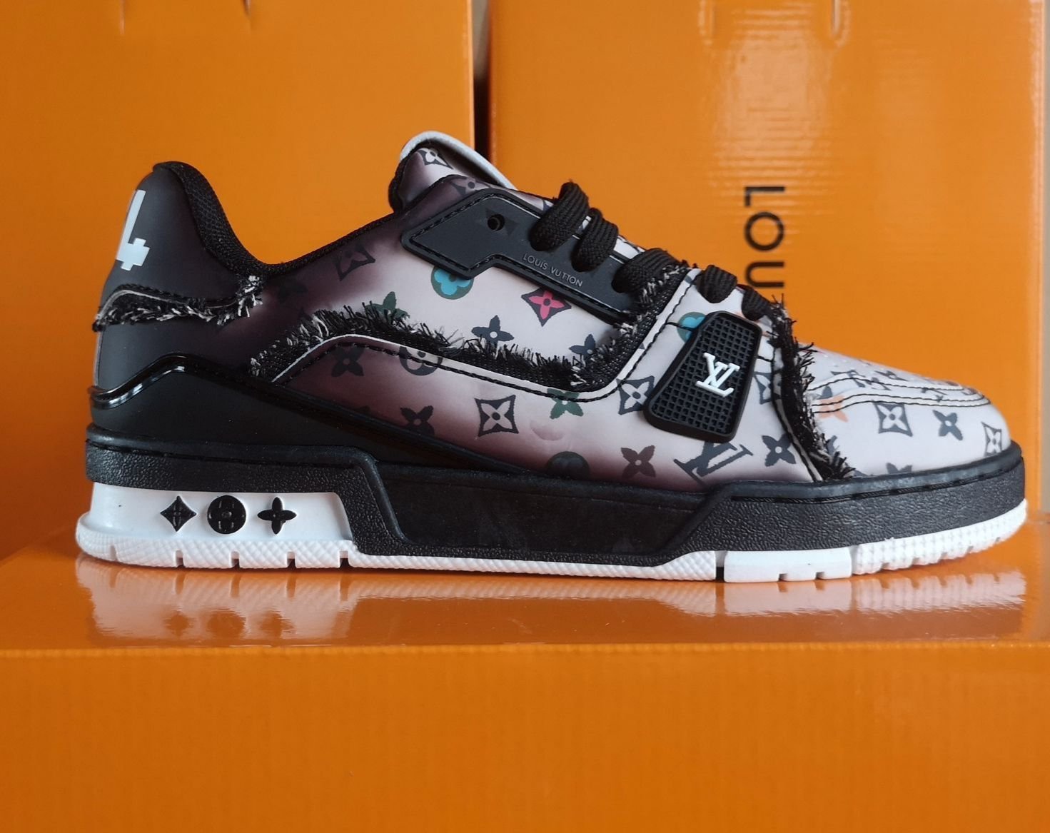 _*Louis Vuitton LV Civilist Trainer 2025 ( With All Accessories )*_ - Image 6