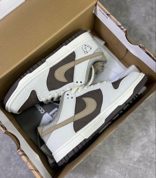 Nikee Sb Dunk Low x Otomo Katsuhiro Dark Brown