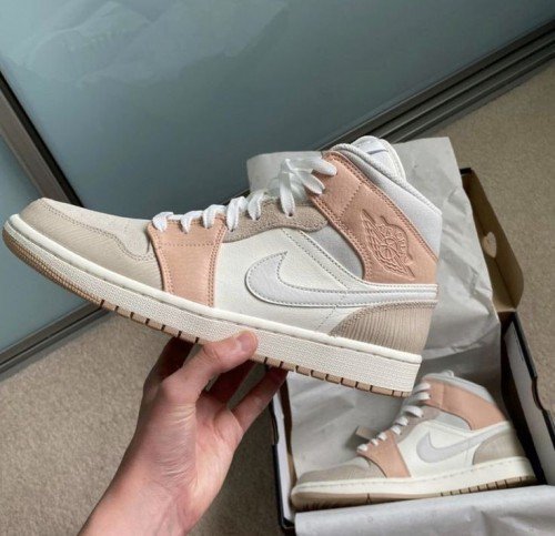jordan retro 1 mid MILAN for her - Image 5