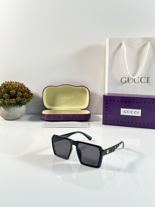 Gucci_WMNS_5316_Black