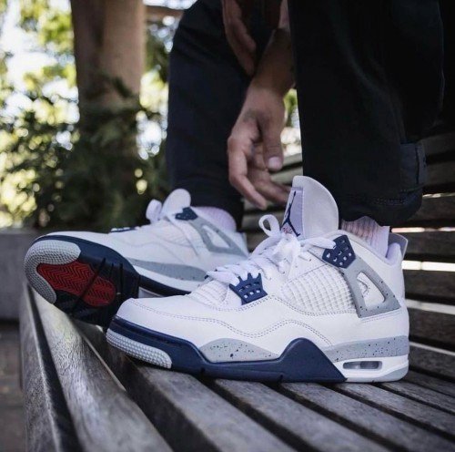 Jordan Retro 4 Midnight Navy - Image 3