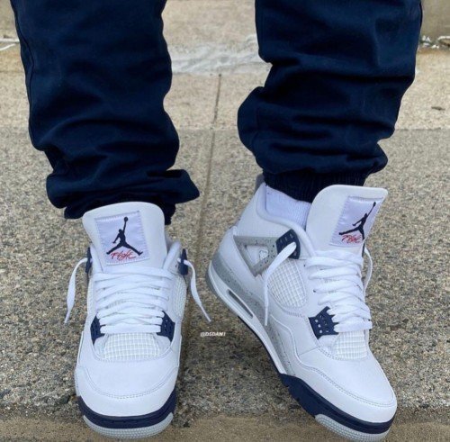 Jordan Retro 4 Midnight Navy - Image 4