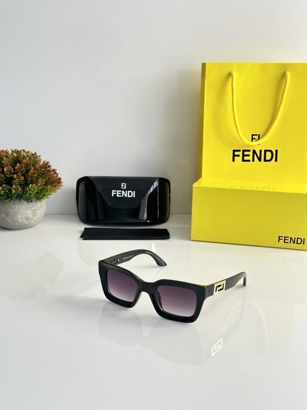 Fendi_2213_Black