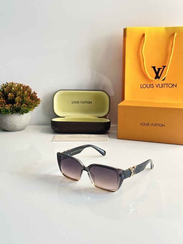 Louis_Vuitton_WMNS_5506_Black_Brown