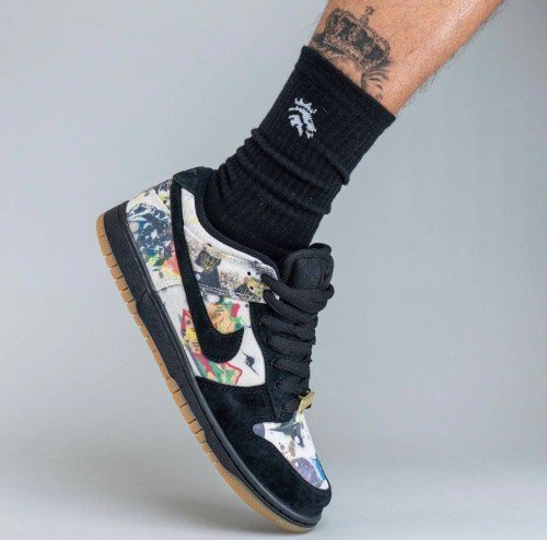 Nikee SB Dunk Low x Supreme Rammellzee