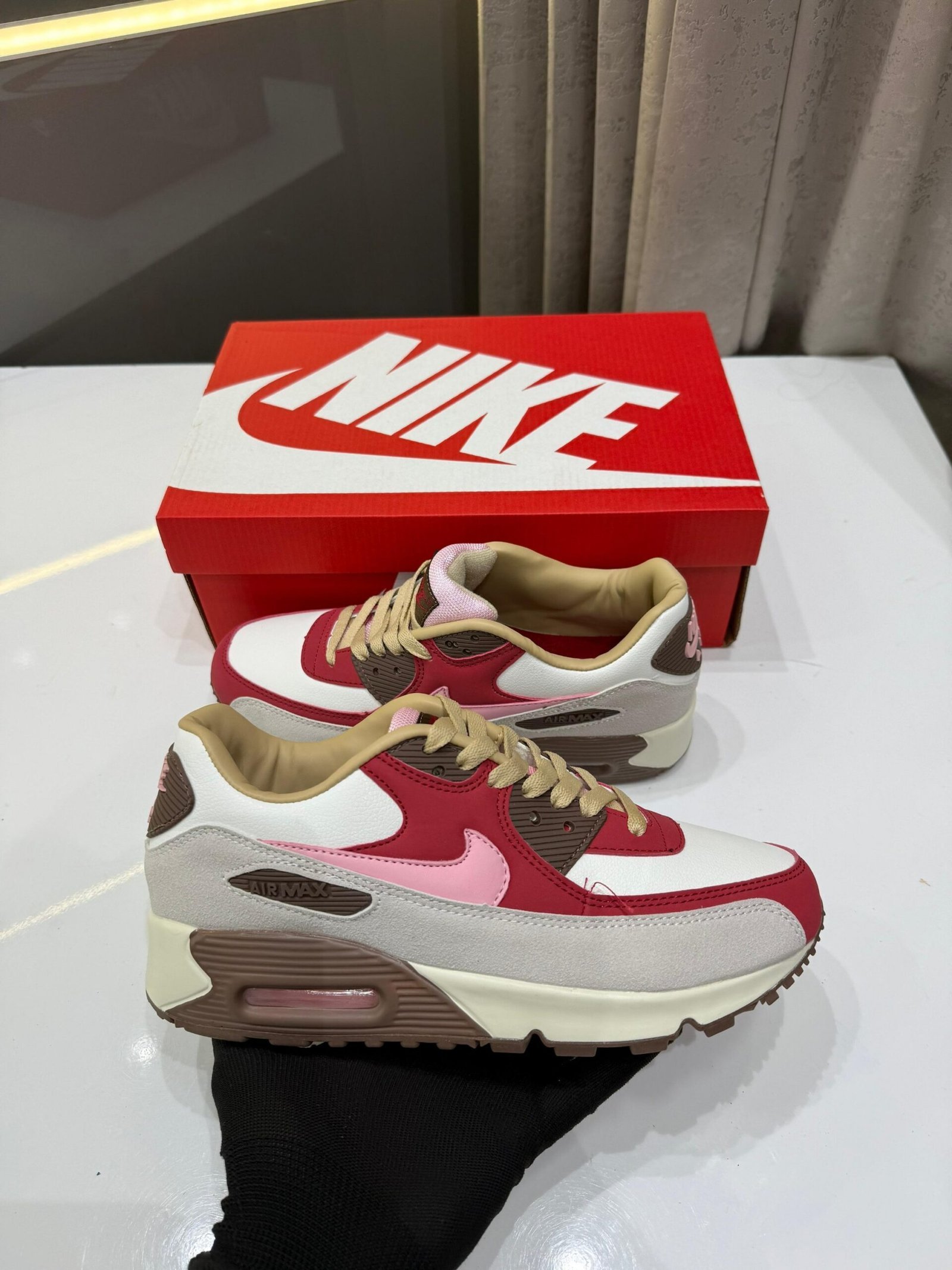 Nike Airmax 90 Bacon - Image 3
