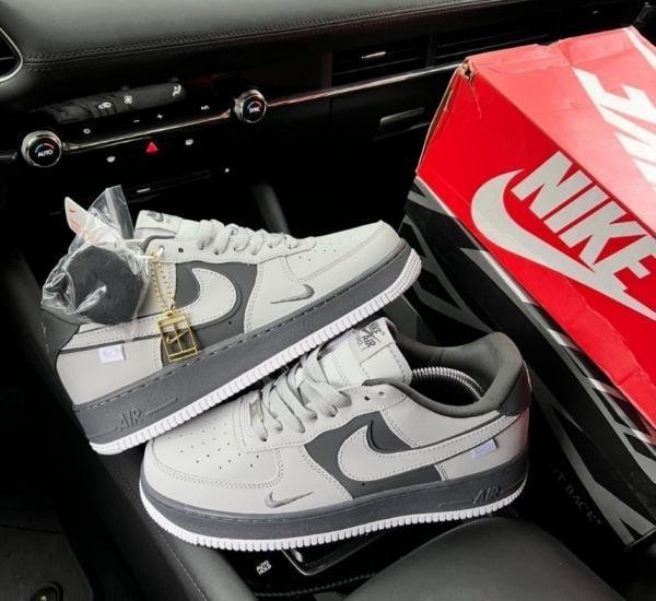 Nike Air Force 1 Low Grey Metallic - Image 3