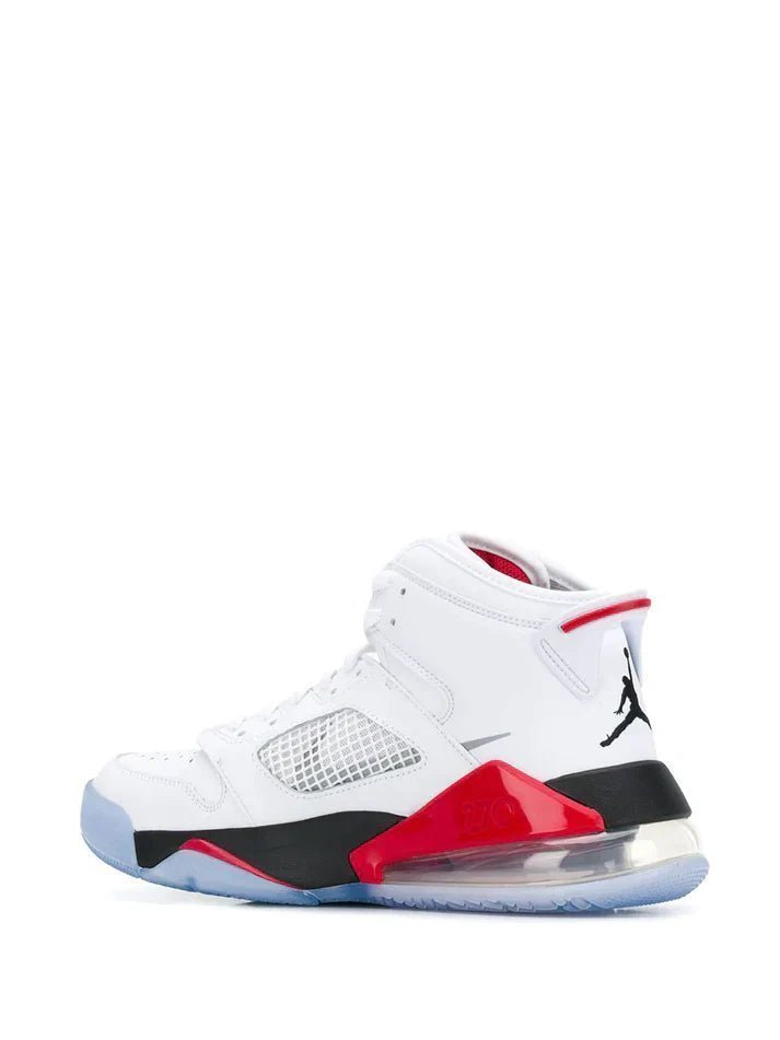jordan mars 270 FIRE RED - Image 3