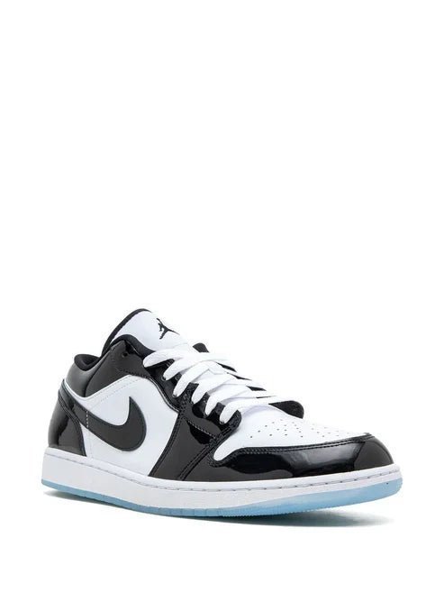 AIR JORDAN RETRO 1 BLACK WHITE - Image 2
