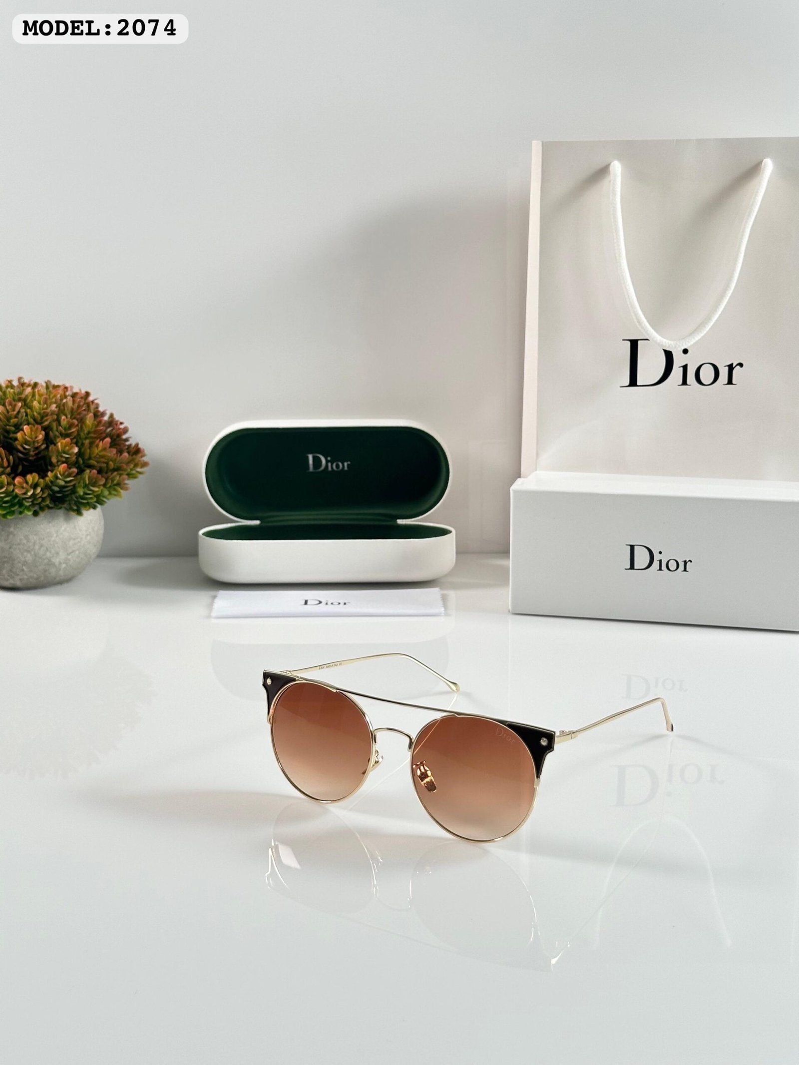 Dior Gold Brown