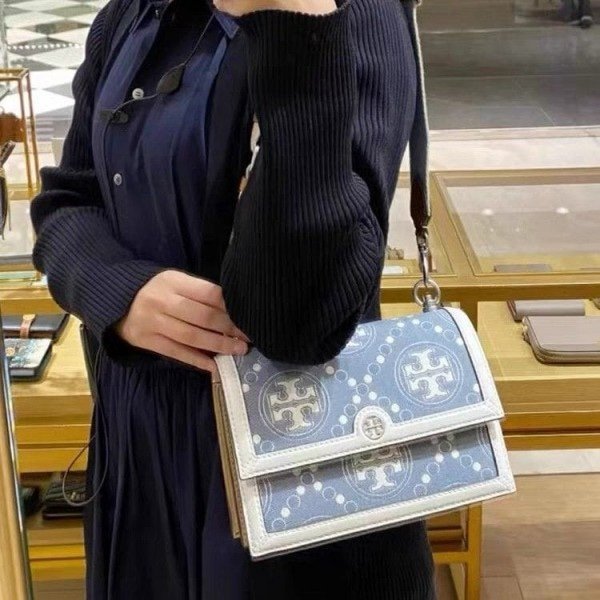 Tory Burch T Monogram Shoulder Bag With Adjustable Strap With OG Box & Dust Bag (White - 618)